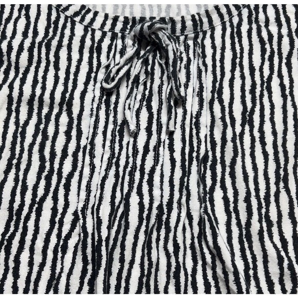 Merona Shirt Women 2XL Black White Striped Tank Top Sleeveless Scoop Neck Blouse - Picture 4 of 7